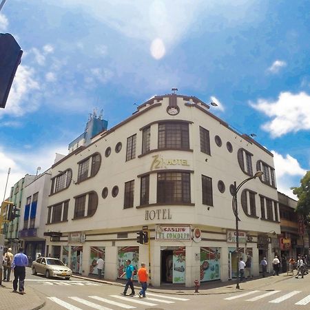 Hotel 721 Pereira Bagian luar foto