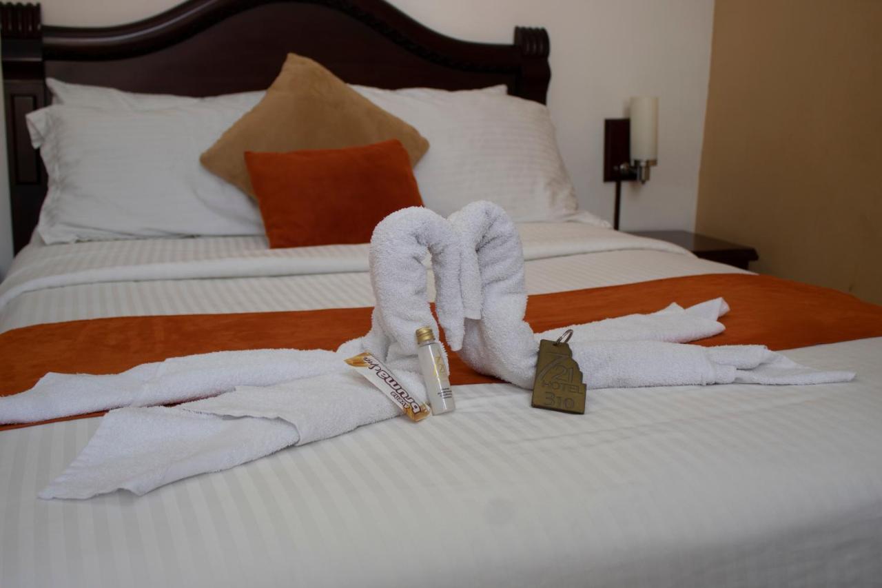 Hotel 721 Pereira Bagian luar foto