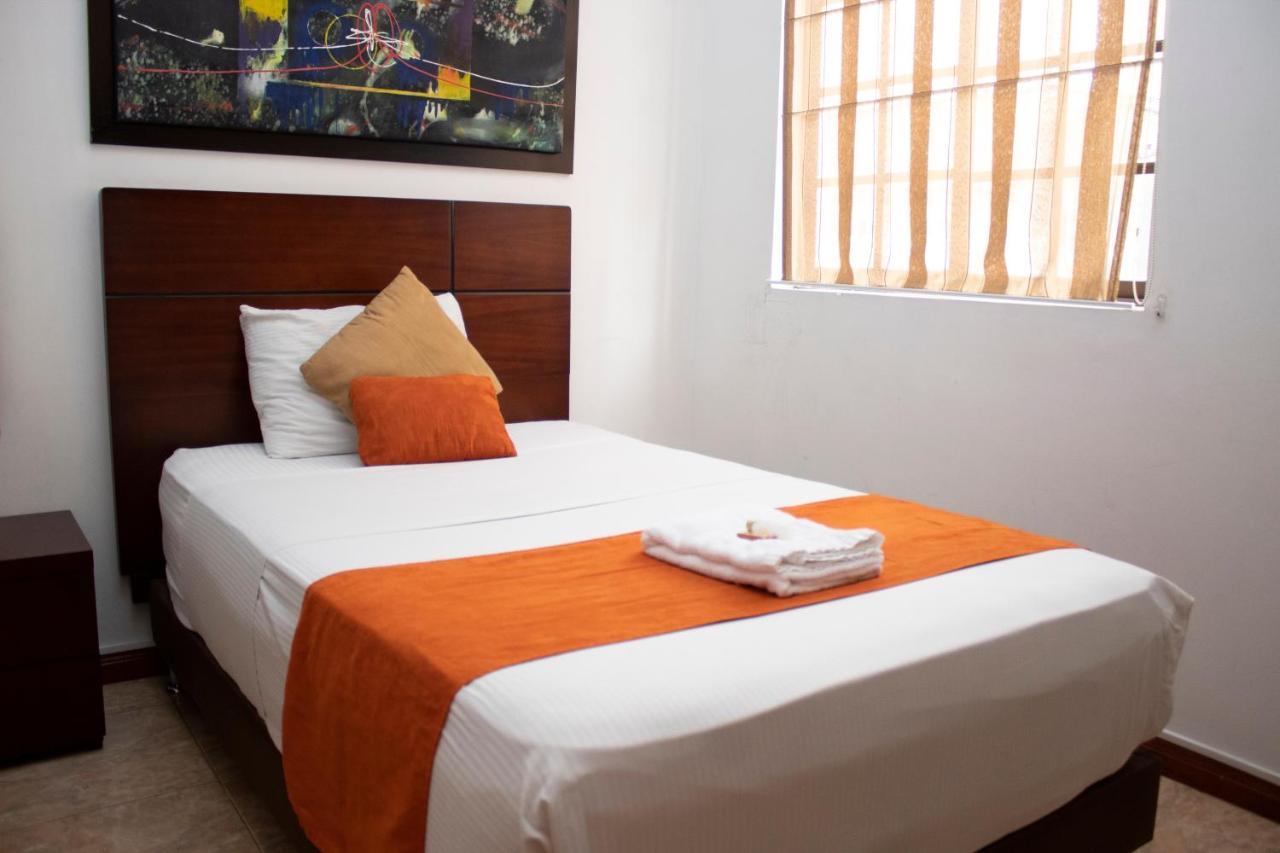 Hotel 721 Pereira Bagian luar foto