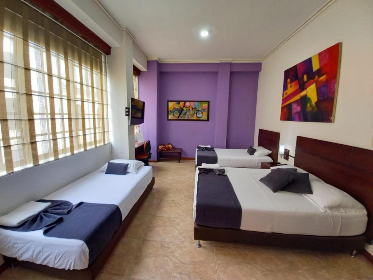 Hotel 721 Pereira Bagian luar foto