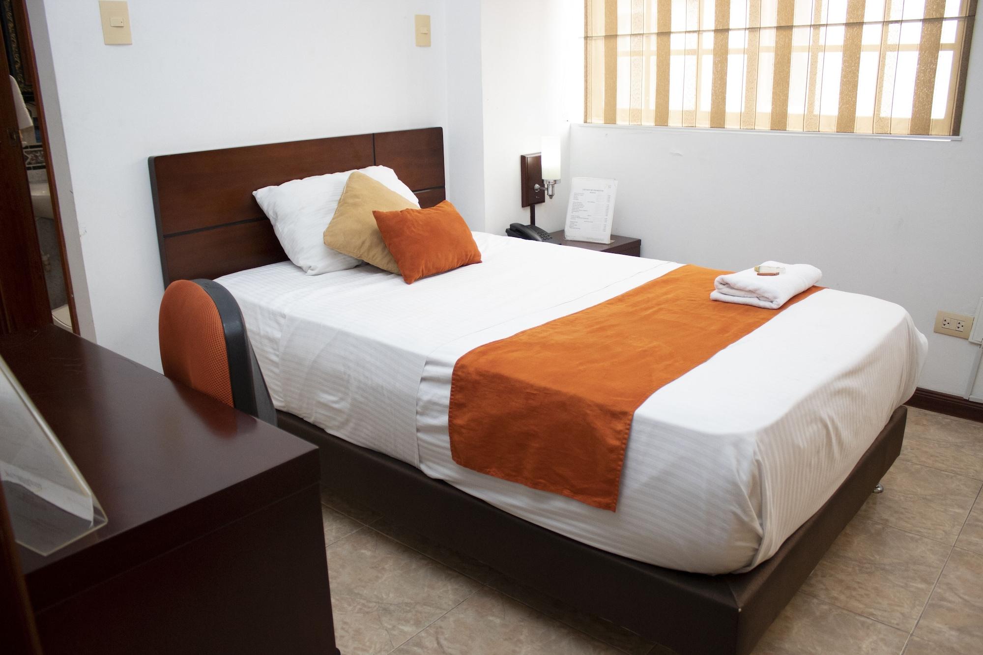Hotel 721 Pereira Bagian luar foto
