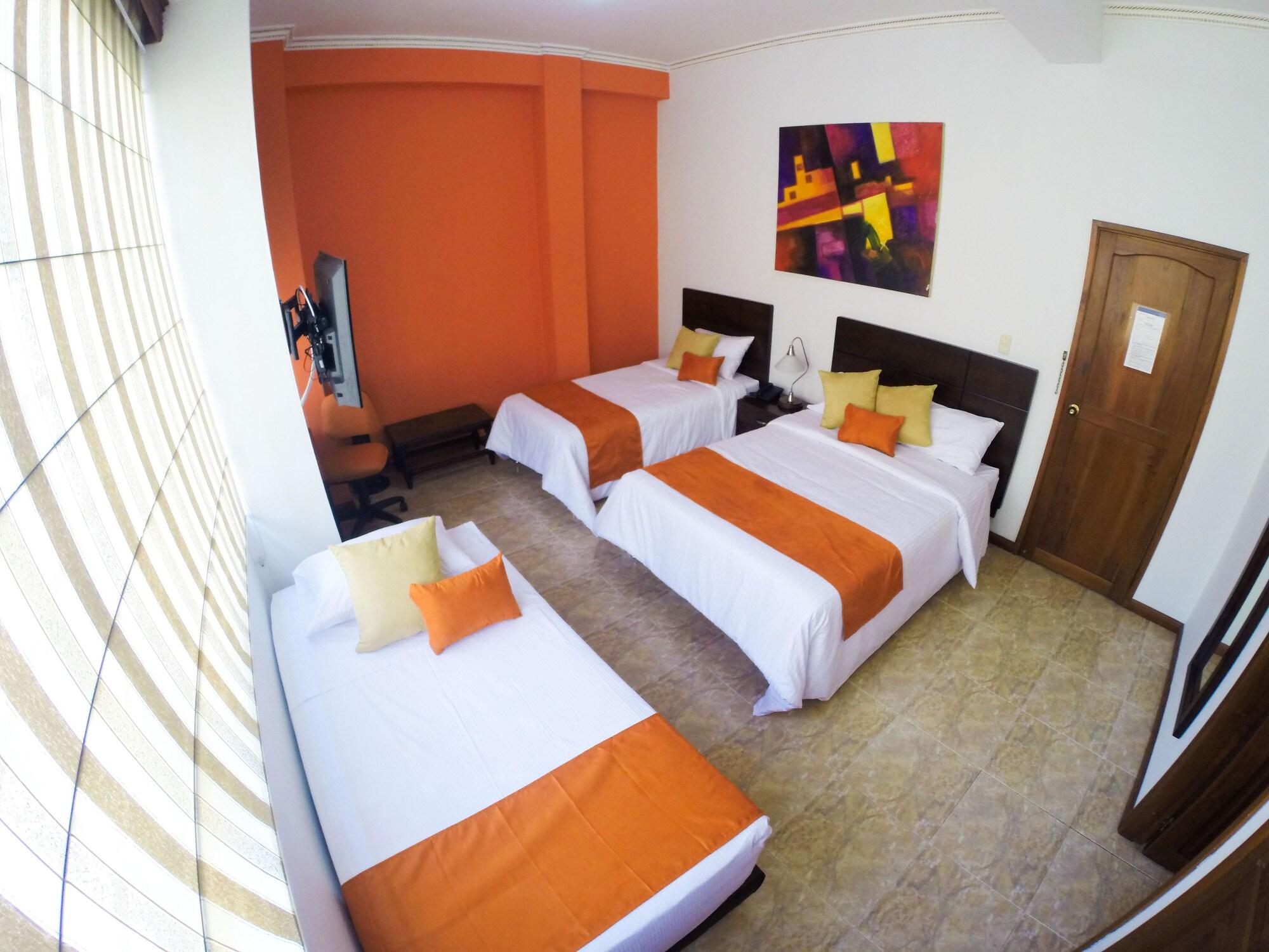 Hotel 721 Pereira Bagian luar foto